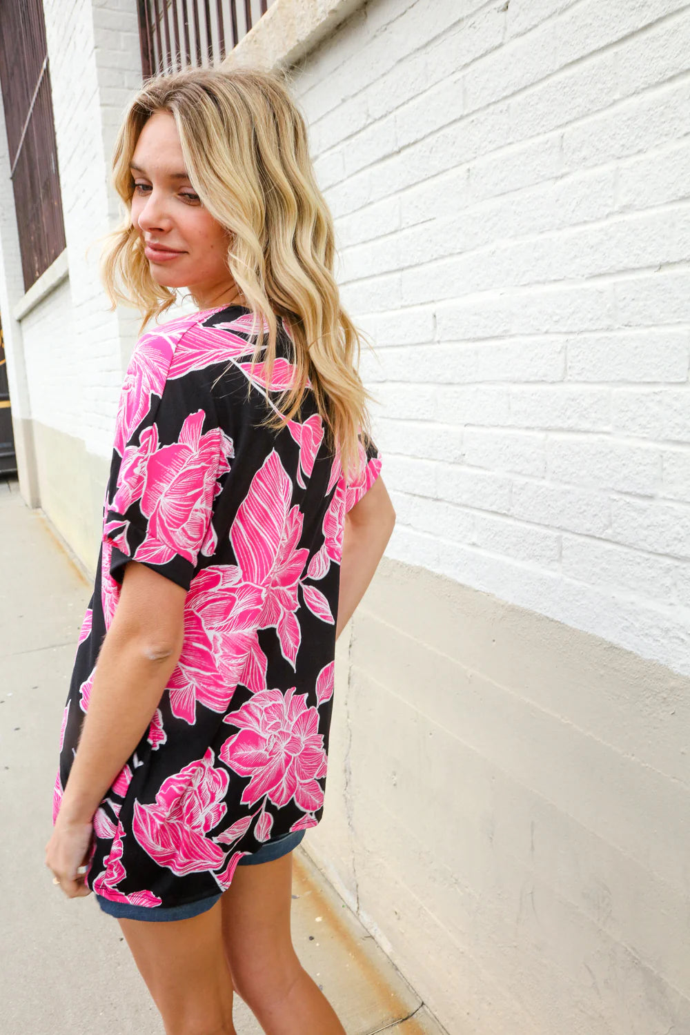 BLACK FUCHSIA FLORAL DROP SHOULDER VNECK KNIT TOP- SALE