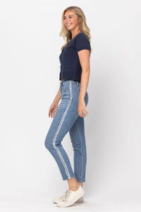 MEDIUM WASH HIGH WAIST SLIM SIDE SEAM FRAYED DETAIL JUDY BLUE DENIM