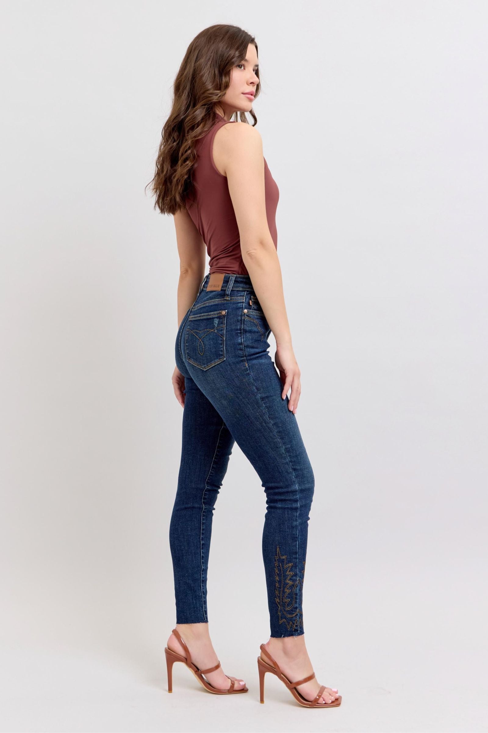 DARKWASH WESTERN EMBROIDERY DETAIL HIGH WAIST SKINNY JUDY BLUE DENIM