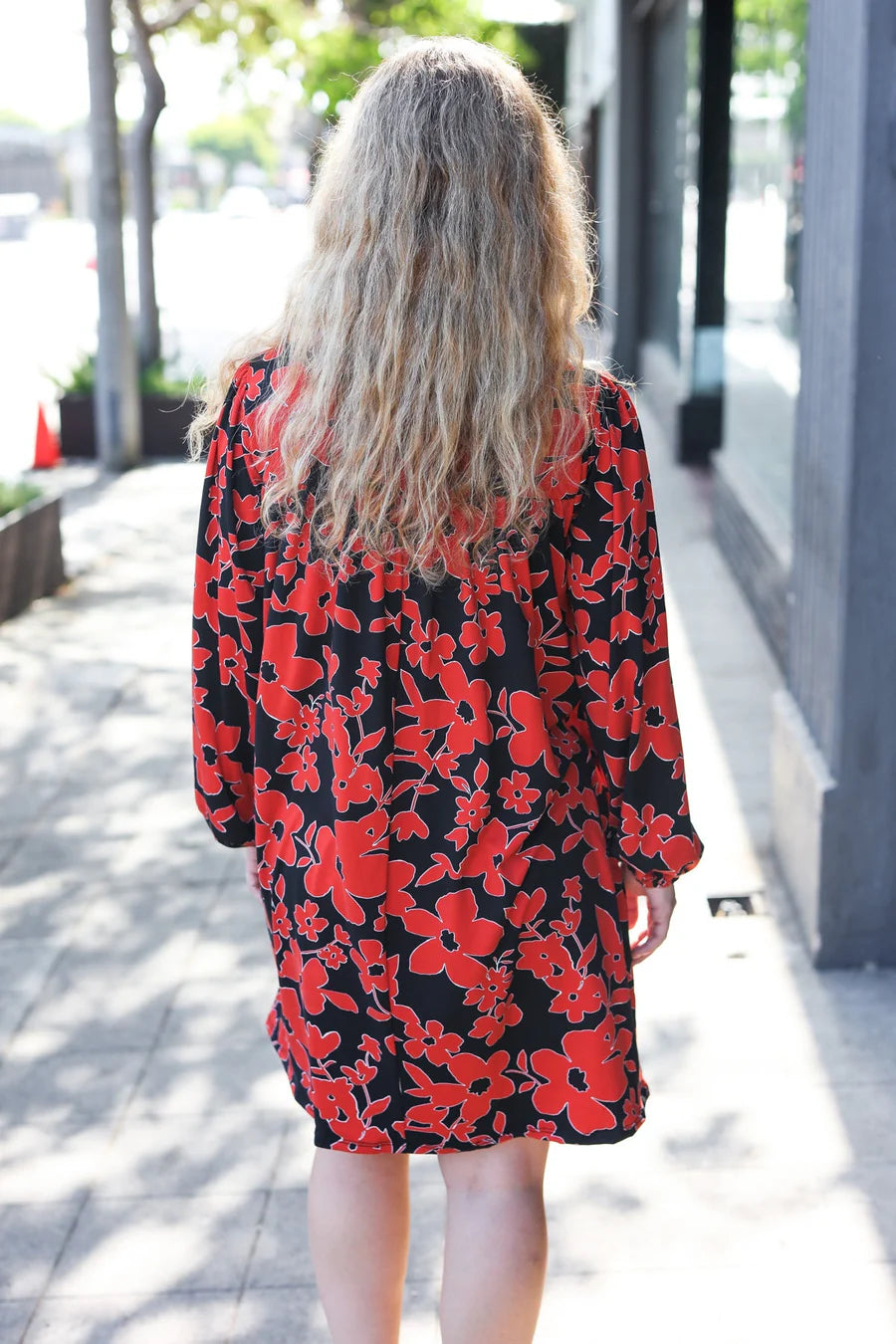 BLACK RED RUST FLORAL BUTTERY SOFT POCKETED TIE FRONT DRESS