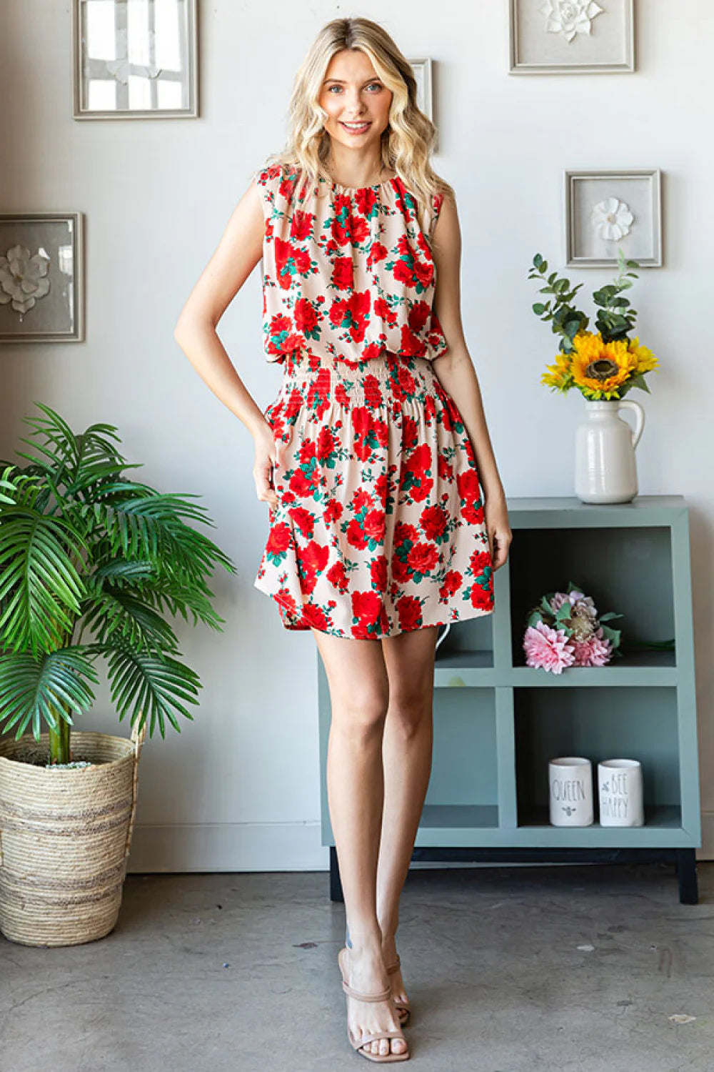 RED ROSES FLORAL TAN SLEEVELESS FIT & FLARE PUFF DRESS
