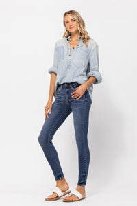 MEDIUM WASH MID RISE SKINNY WITH HANDSANDING JUDY BLUE DENIM