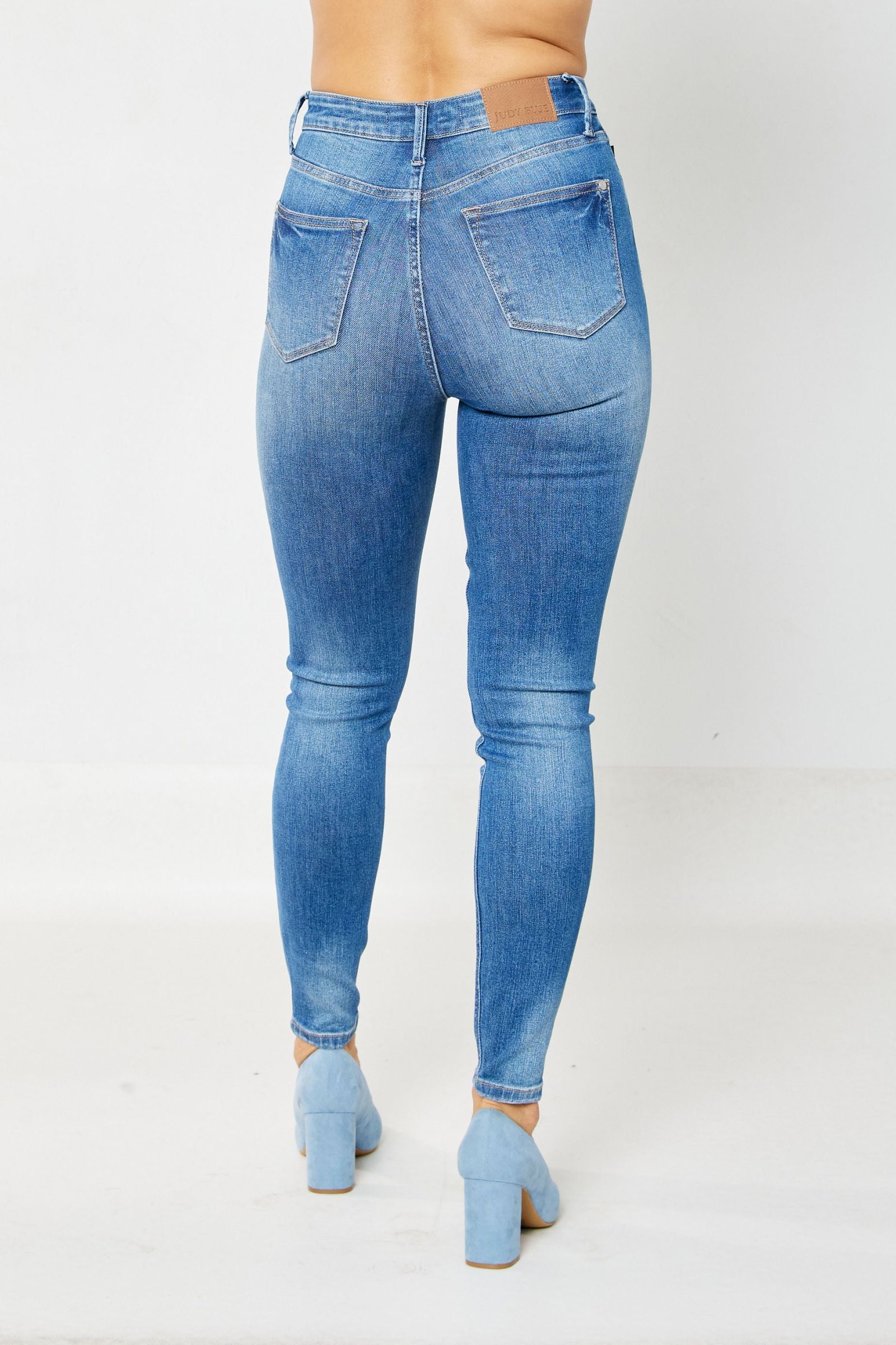 MEDIUM WASH HIGH WAIST TUMMY CONTROL CLASSIC SKINNY JUDY BLUE DENIM