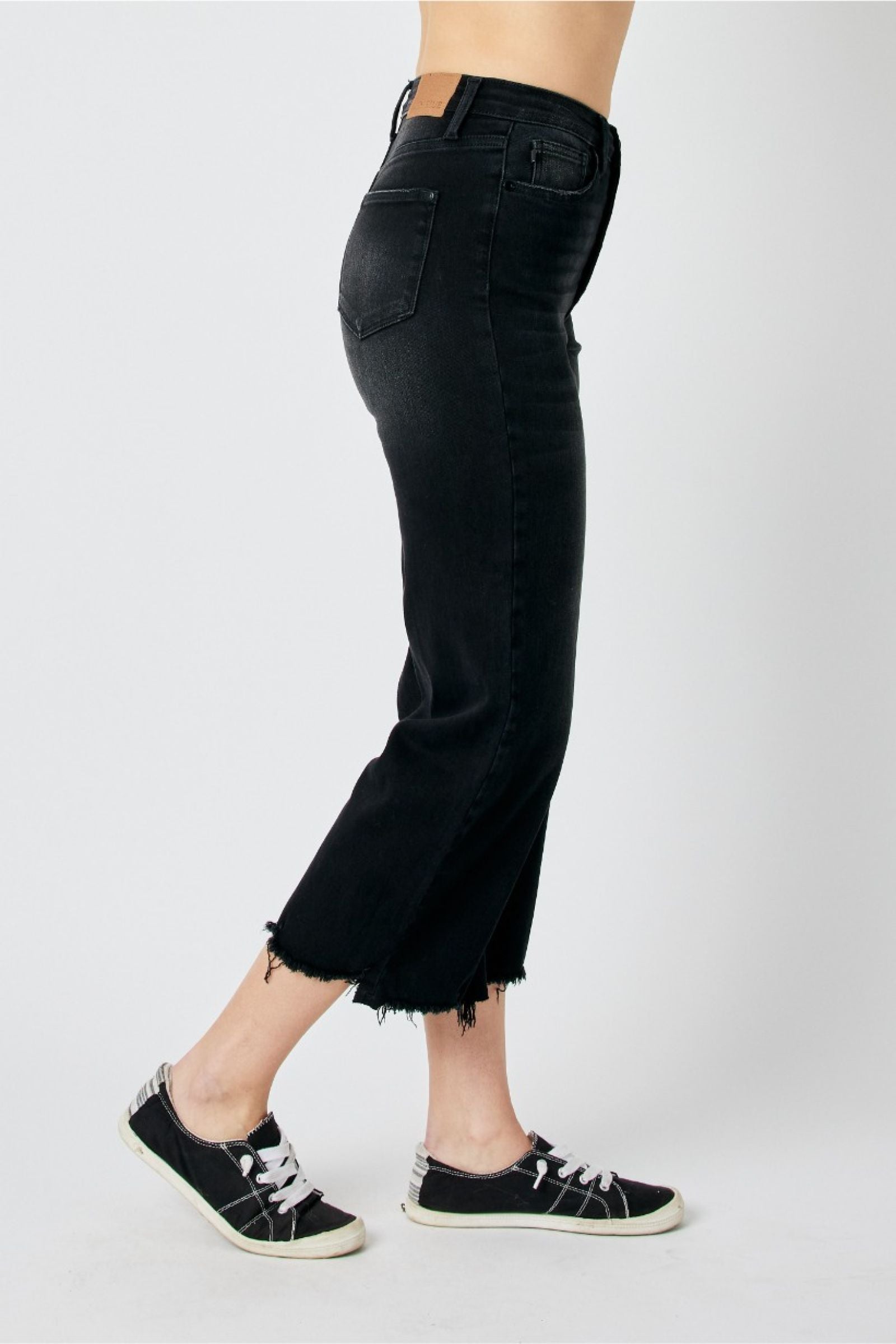 BLACK HIGH WAIST DESTROYED RAW HEM CROP WIDE LEG JUDY BLUE DENIM