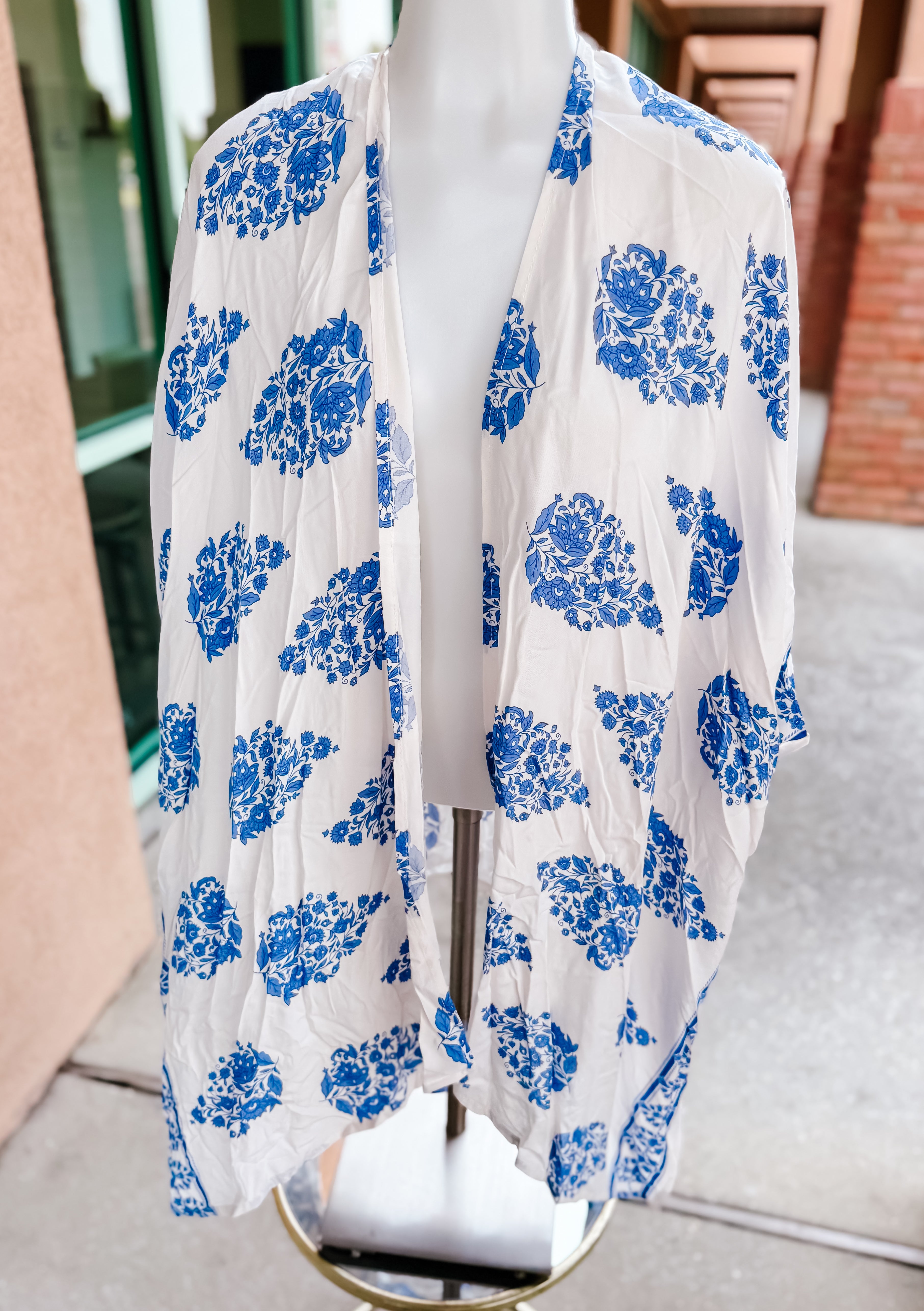 White Blue Border Kimono- PLUS- SALE- 1X AVAILABLE