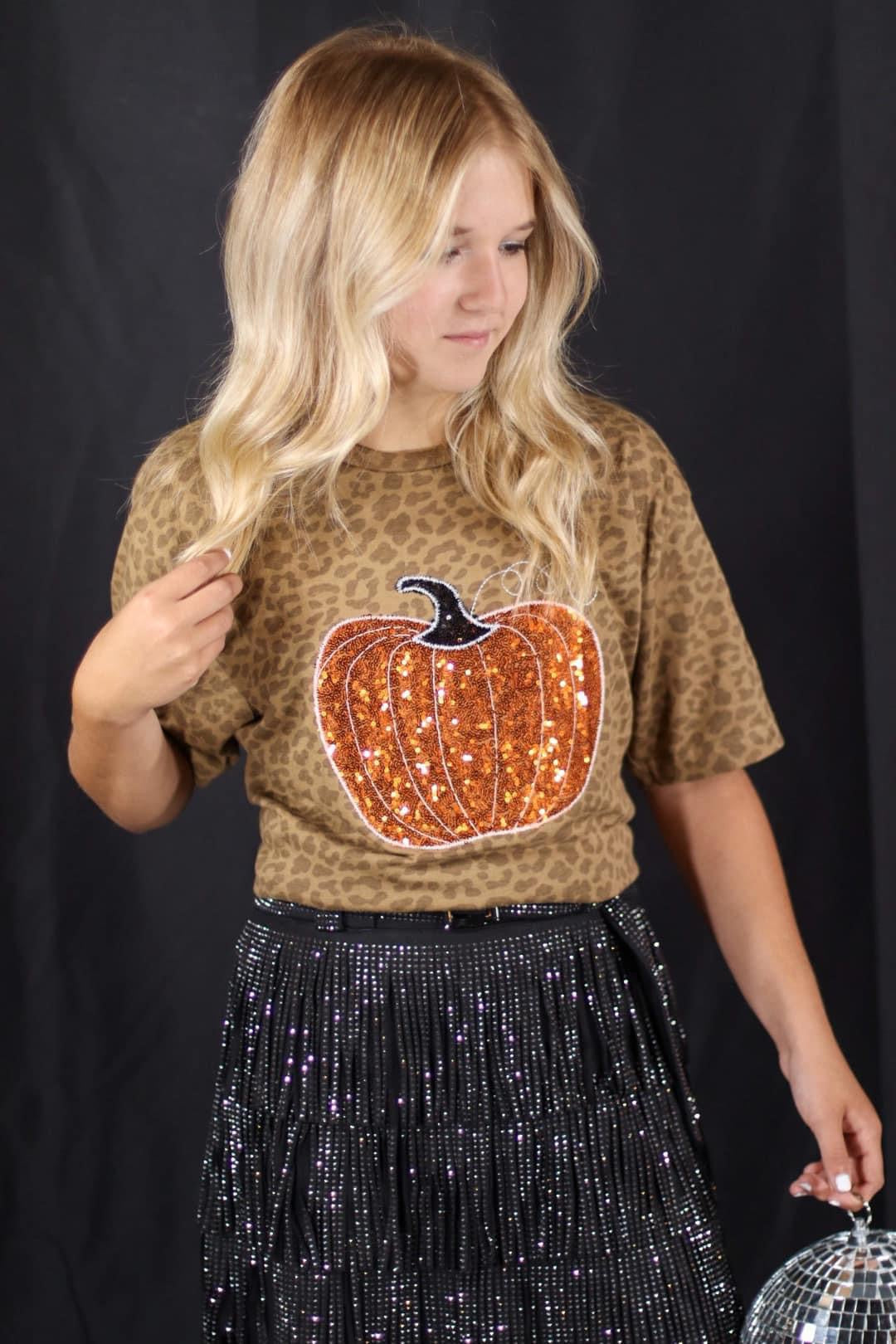 HALLOWEEN/THANKSGIVING PUMPKIN BROWN LEOPARD SHORT SLEEVE SEQUIN APPLIQUÉ HANDMADE TEE- SALE