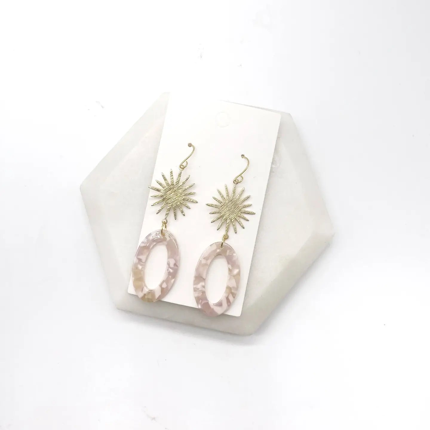 PEACH OVAL LOOPED SUNBURST SPARK ACRYLIC GOLD STATEMENT HANDMADE BBB EARRINGS