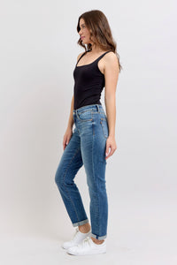 MID RISE VINTAGE WASH DARK WASH NON DESTROY BOYFRIEND FIT JUDY BLUE DENIM-PLUS