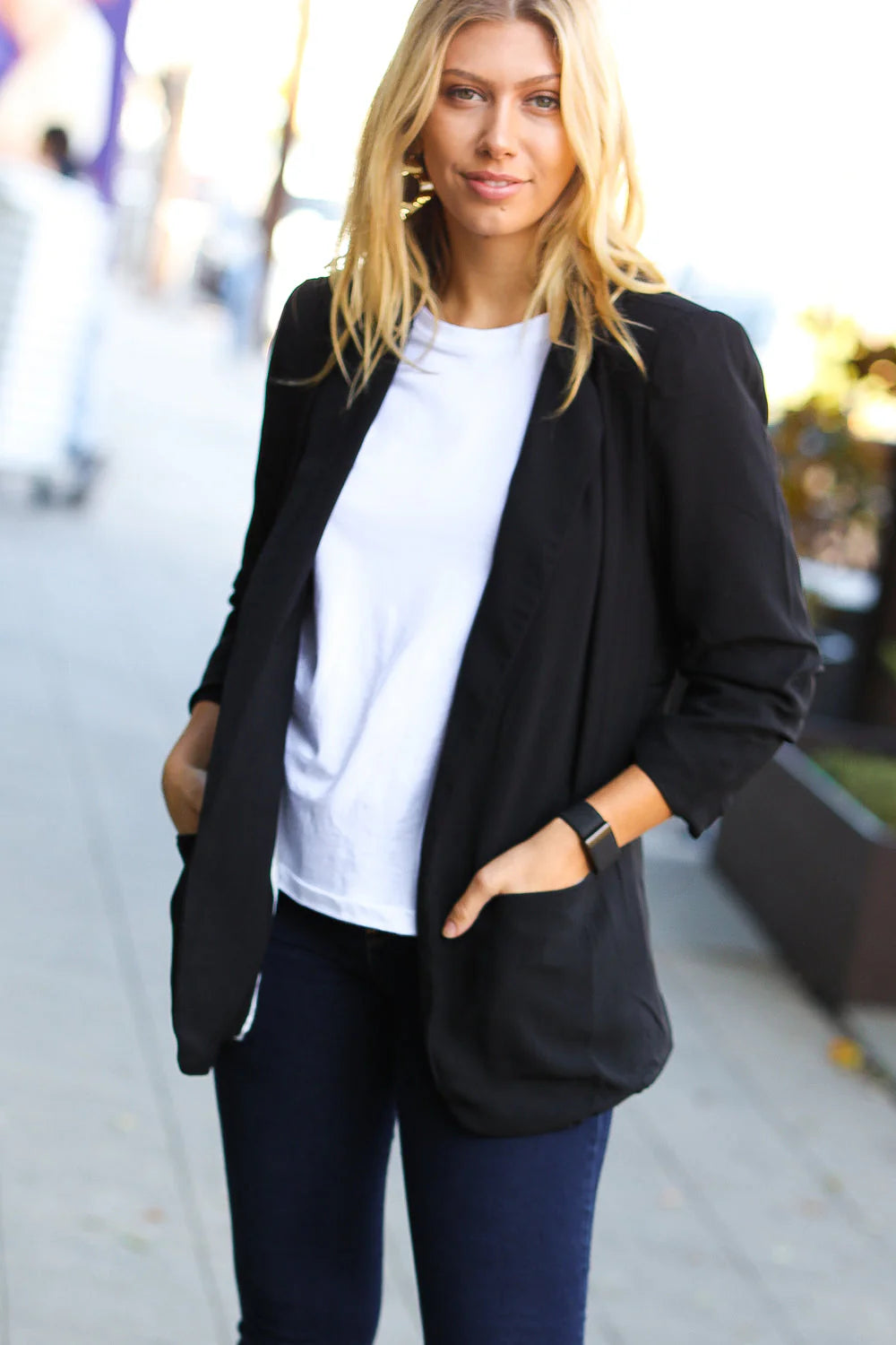 BLACK NOTCHED LAPEL RUCHED SLEEVE BLAZER-PLUS