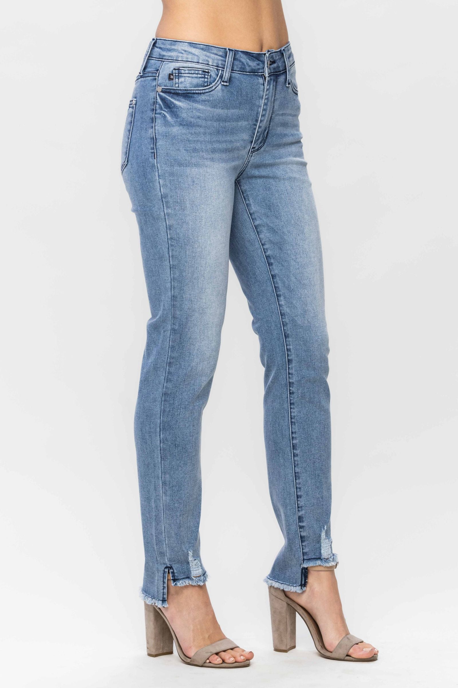 MEDIUM WASH MID RISE COOL DENIM SUSTAINABLE RELAXED JUDY BLUE DENIM