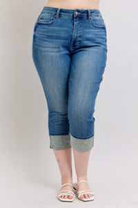 HIGH WAIST TUMMY CONTROL MEDIUM WASH BACK SHIELD POCKETS & CUFFED CAPRIS JUDY BLUE DENIM