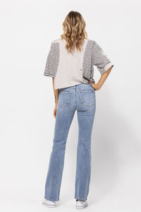 LIGHT WASH CORE MID RISE BOOT CUT JUDY BLUE DENIM