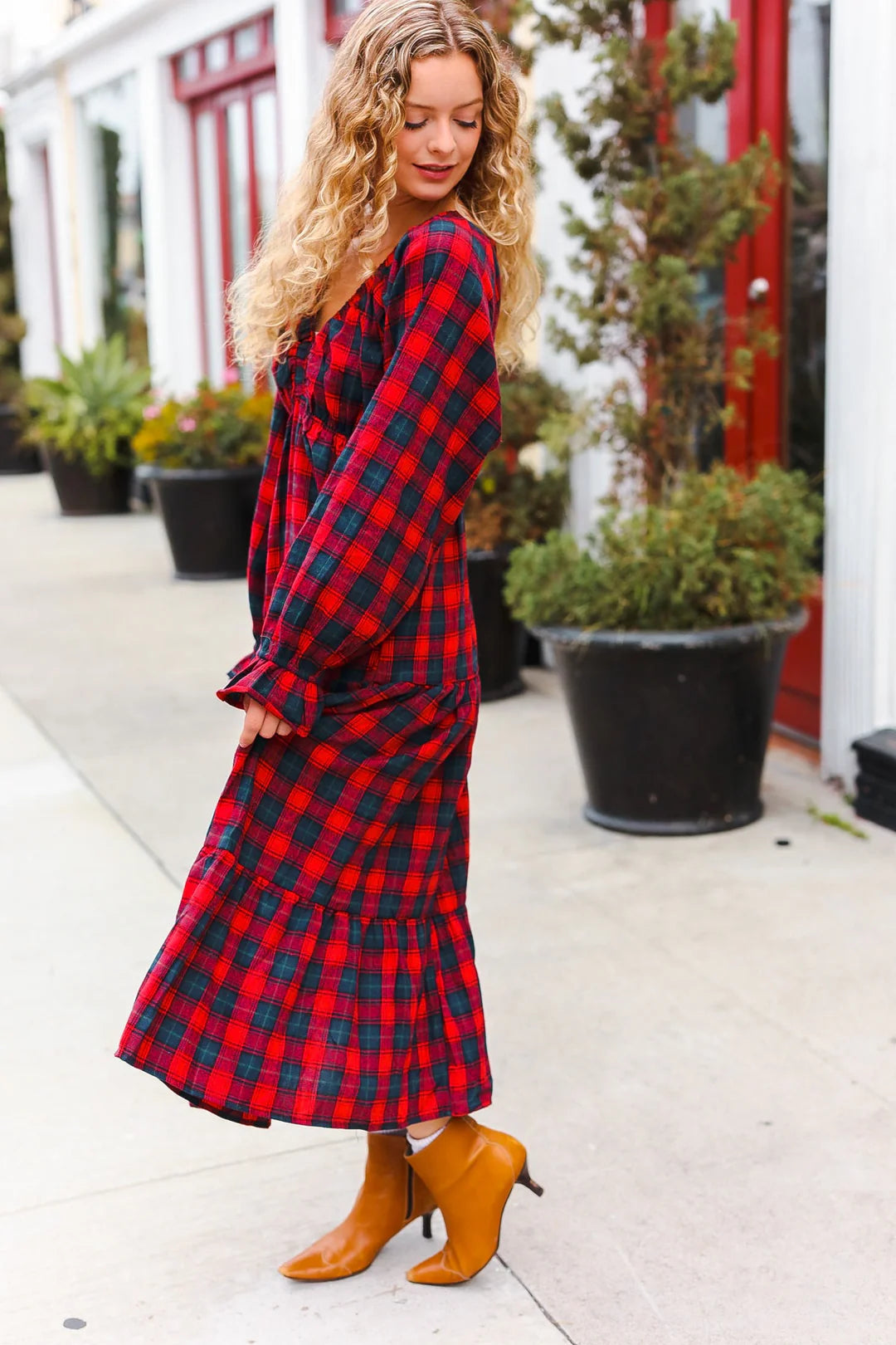 CHRISTMAS PLAID RUFFLE VNECK ELASTIC WAIST MAXI DRESS