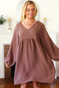 MOCHA WAFFLE KNIT WOVEN VNECK BABYDOLL DRESS