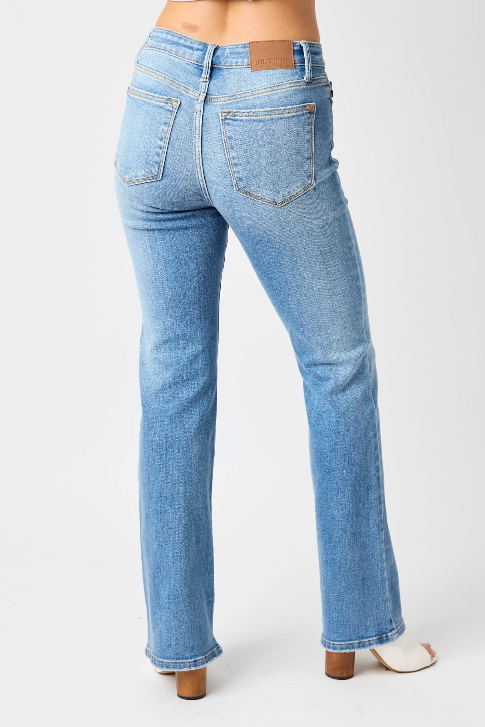 MID RISE VINTAGE BOOTCUT MEDIUM WASH JUDY BLUE DENIM-PLUS