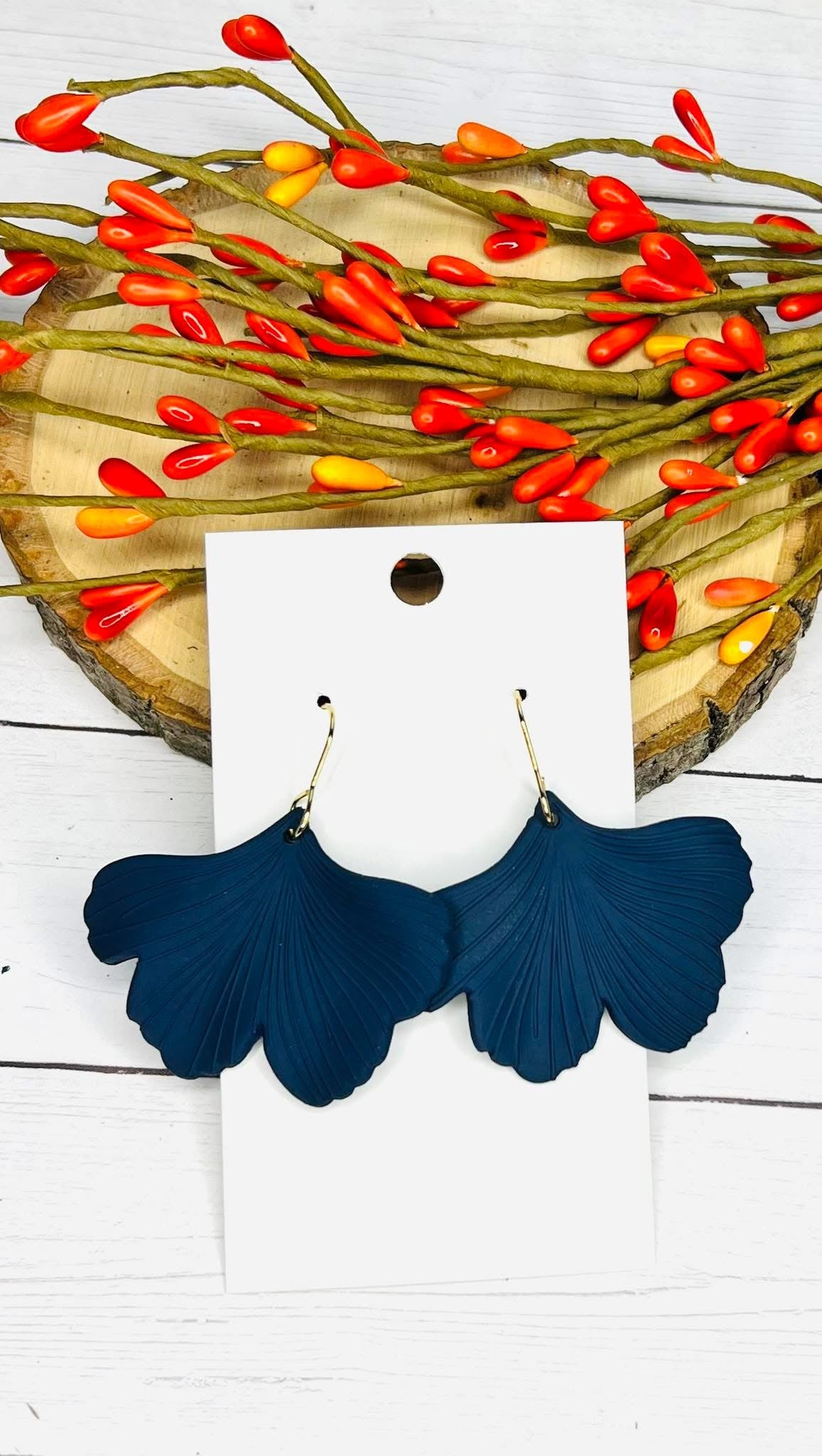 GINKGO LEAVES SOLID COLORS HANDMADE EARRINGS BY B.O.D
