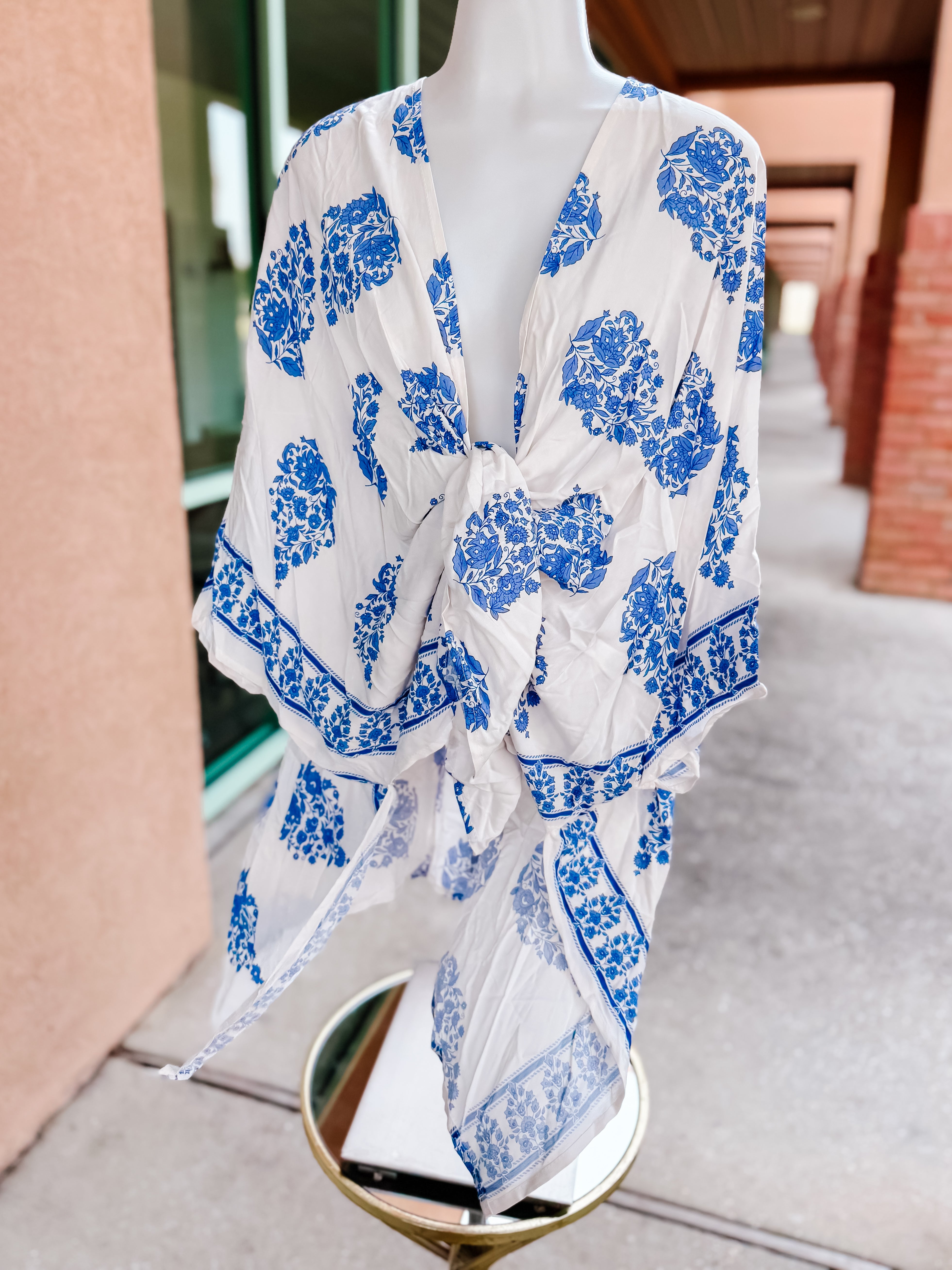 White Blue Border Kimono- PLUS- SALE- 1X AVAILABLE