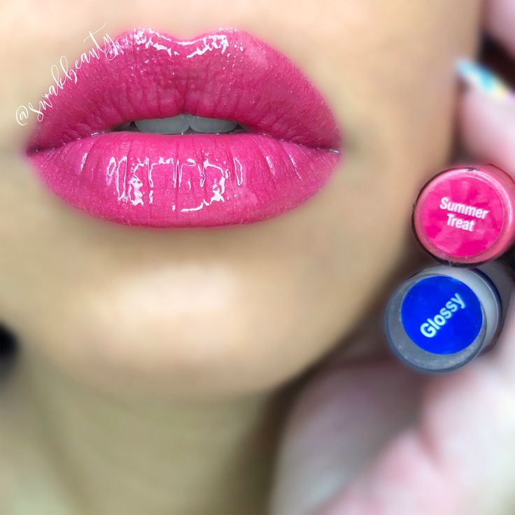 SUMMER TREAT LONG LASTING LIPSENSE LIPSTICK