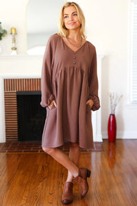 MOCHA WAFFLE KNIT WOVEN VNECK BABYDOLL DRESS