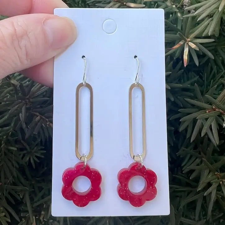 BERRY DAISY FLOWER MINIMALIST LOOP DROP HANDMADE BBB EARRINGS