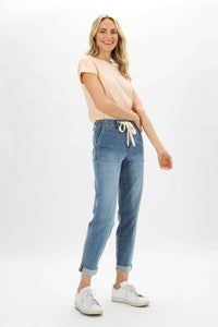 MEDIUM WASH HIGH WAIST PULL ON JOGGER JUDY BLUE DENIM-PLUS