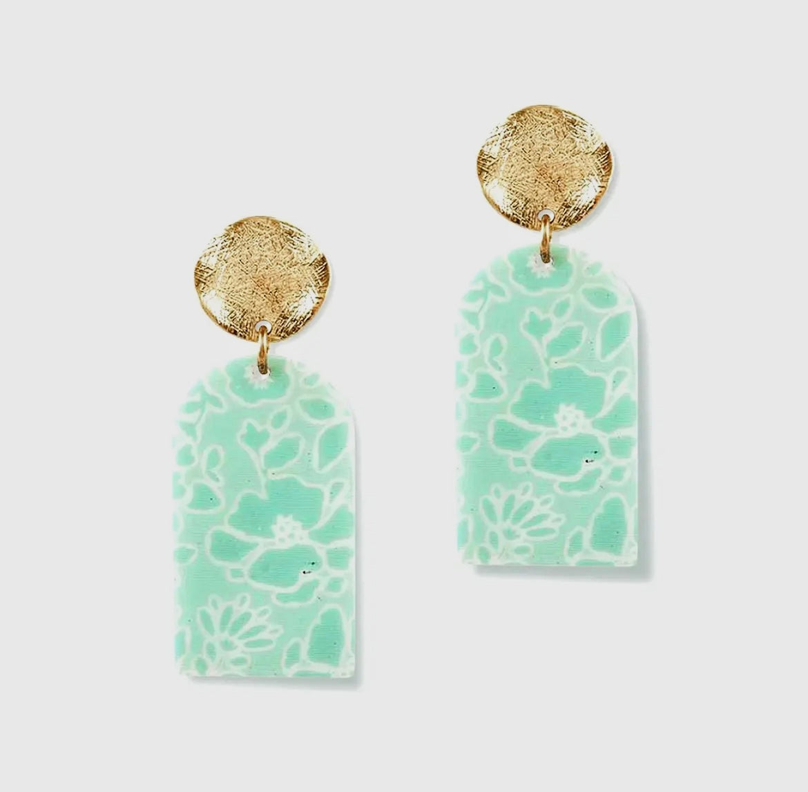 OCEAN BREEZE ACRYLIC EARRINGS