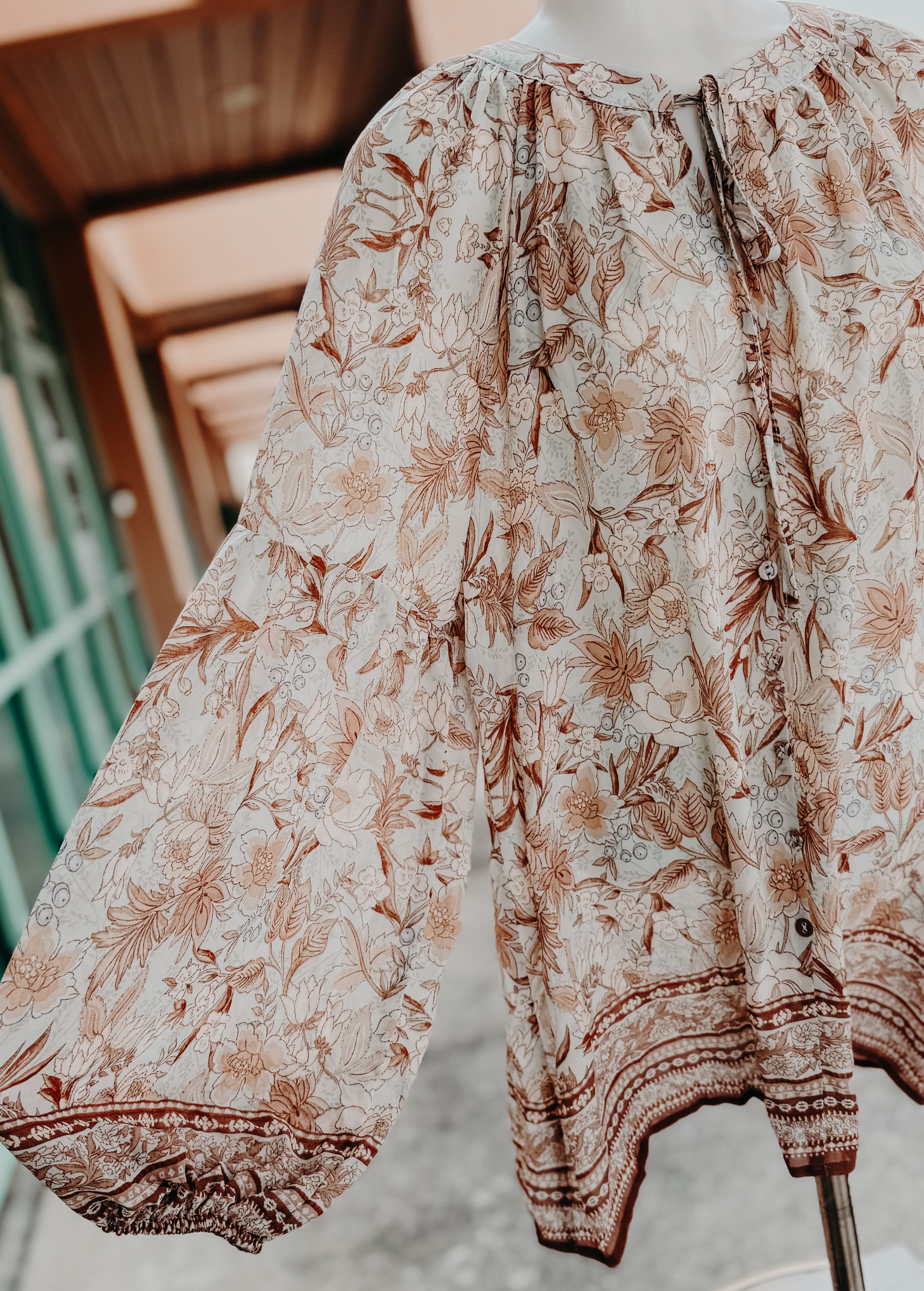 Brown Floral Balloon Sleeve Button Blouse- PLUS- SALE- 3X LEFT