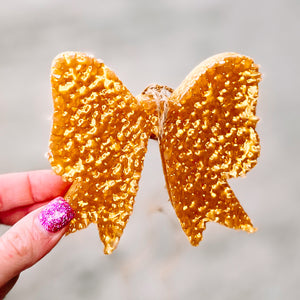 BOW FRESHIE EMBOSSED DETAIL SWEET “ELEGANCE” GOLD