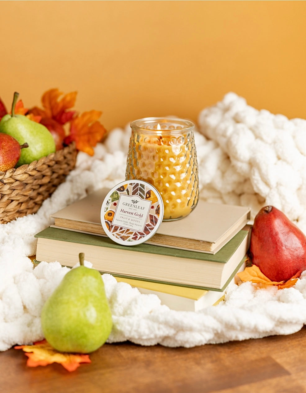 HARVEST GOLD SCENTED 13oz SIGNATURE CANDLE BY GREENLEAF