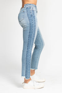 MEDIUM WASH HIGH WAIST VINTAGE WASH SIDE PANEL DETAIL & HI LOW FRAYED HEM SLIM FIT JUDY BLUE DENIM