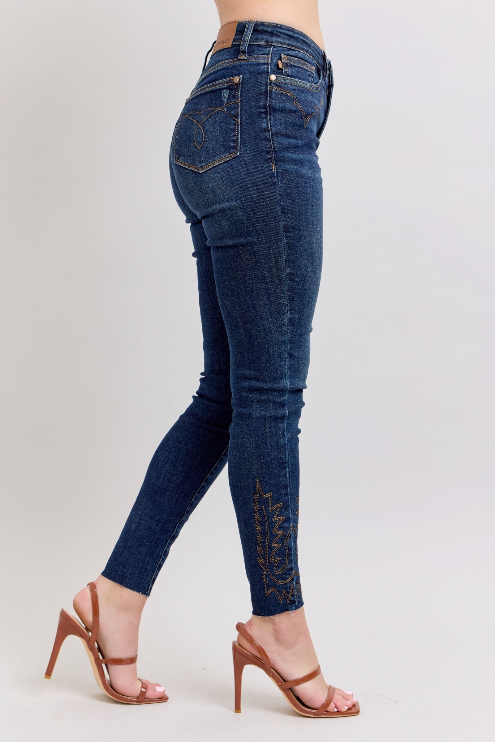 DARKWASH WESTERN EMBROIDERY DETAIL HIGH WAIST SKINNY JUDY BLUE DENIM