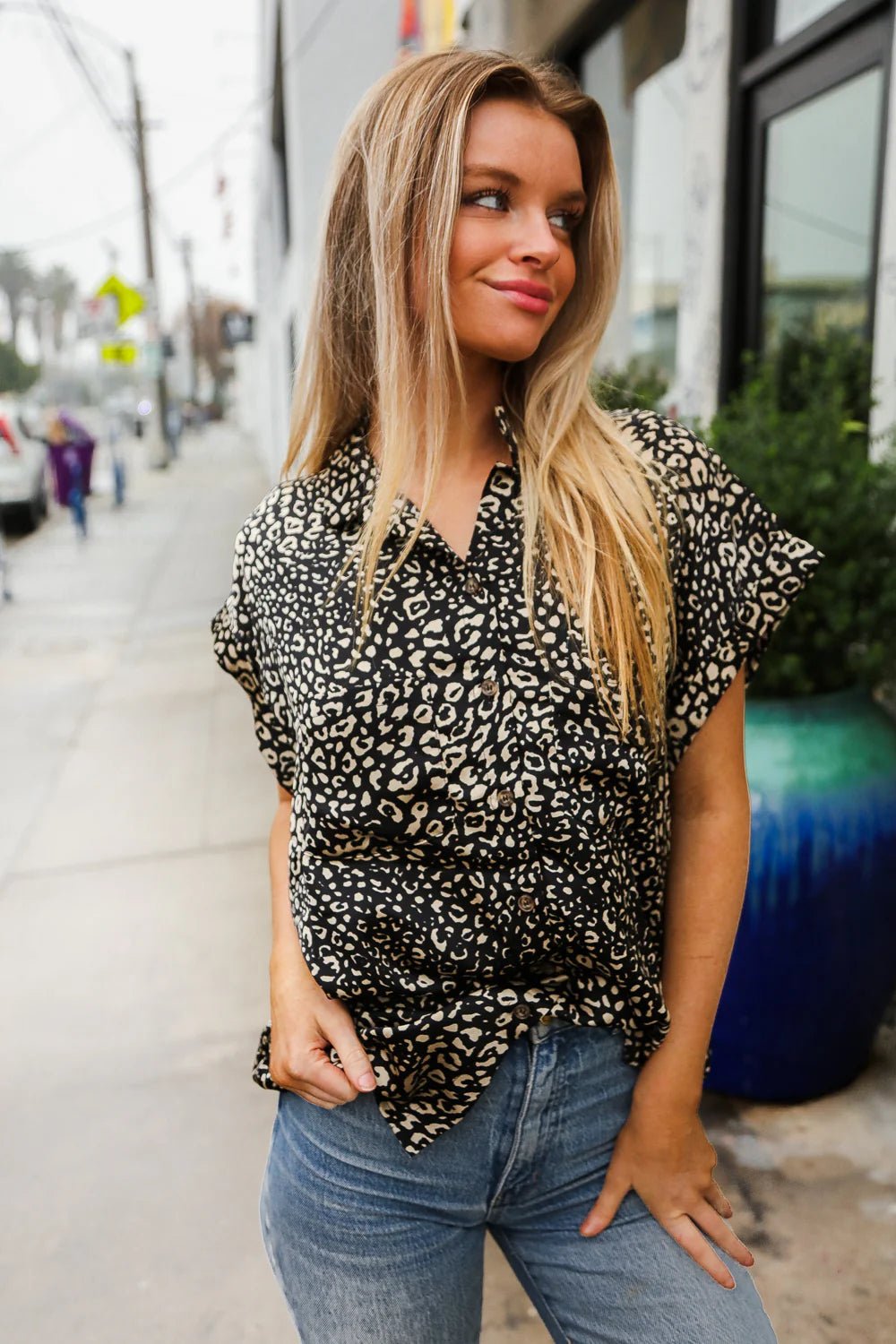 BLACK WOVEN POCKETED ANIMAL BUTTON DOWN TOP