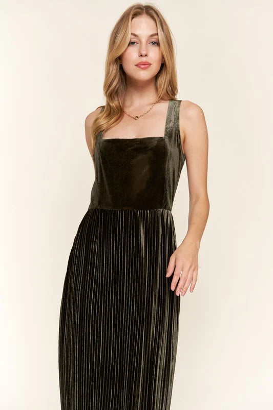 OLIVE STRAPPY VELVET HOLIDAY MAXI DRESS