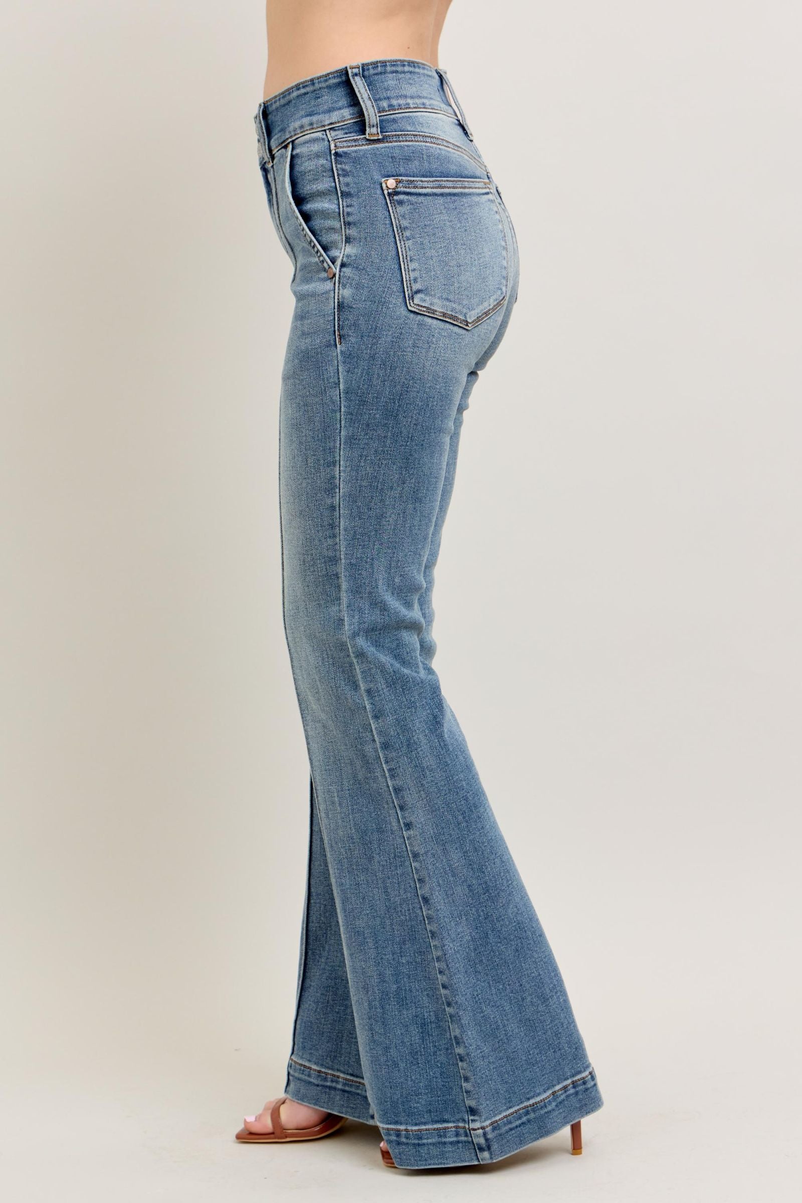 HIGH WAIST TROUSER FLARE MEDIUM WASH JUDY BLUE DENIM