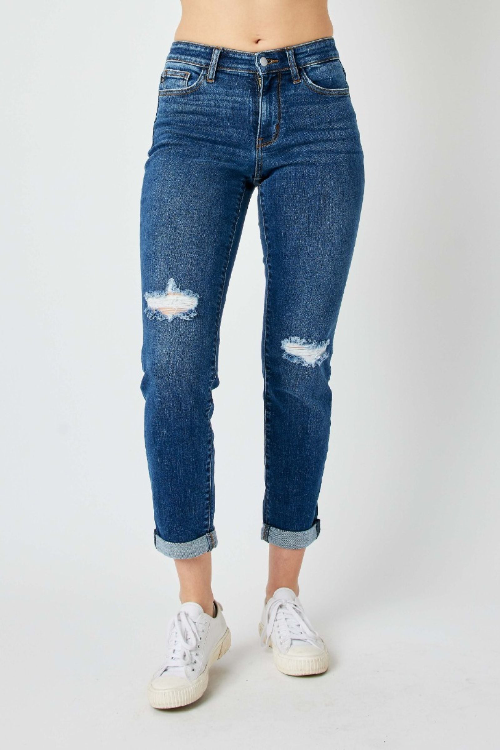 MID RISE DESTROYED SLIM MEDIUM WASH JUDY BLUE DENIM