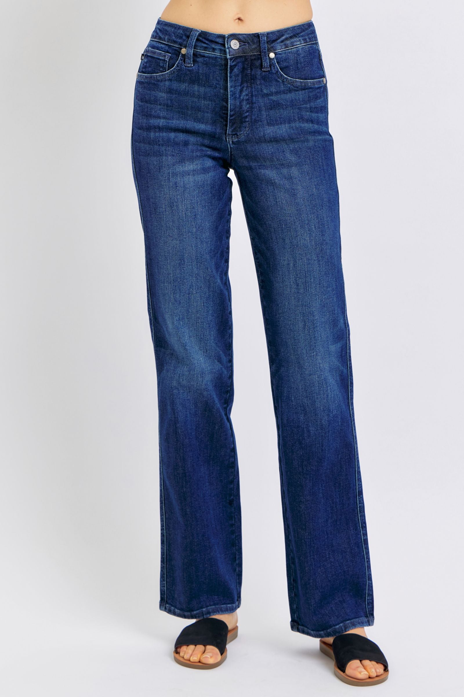 JUDY BLUE MID RISE TUMMY CONTROL CLASSIC STRAIGHT DARKWASH DENIM-PLUS