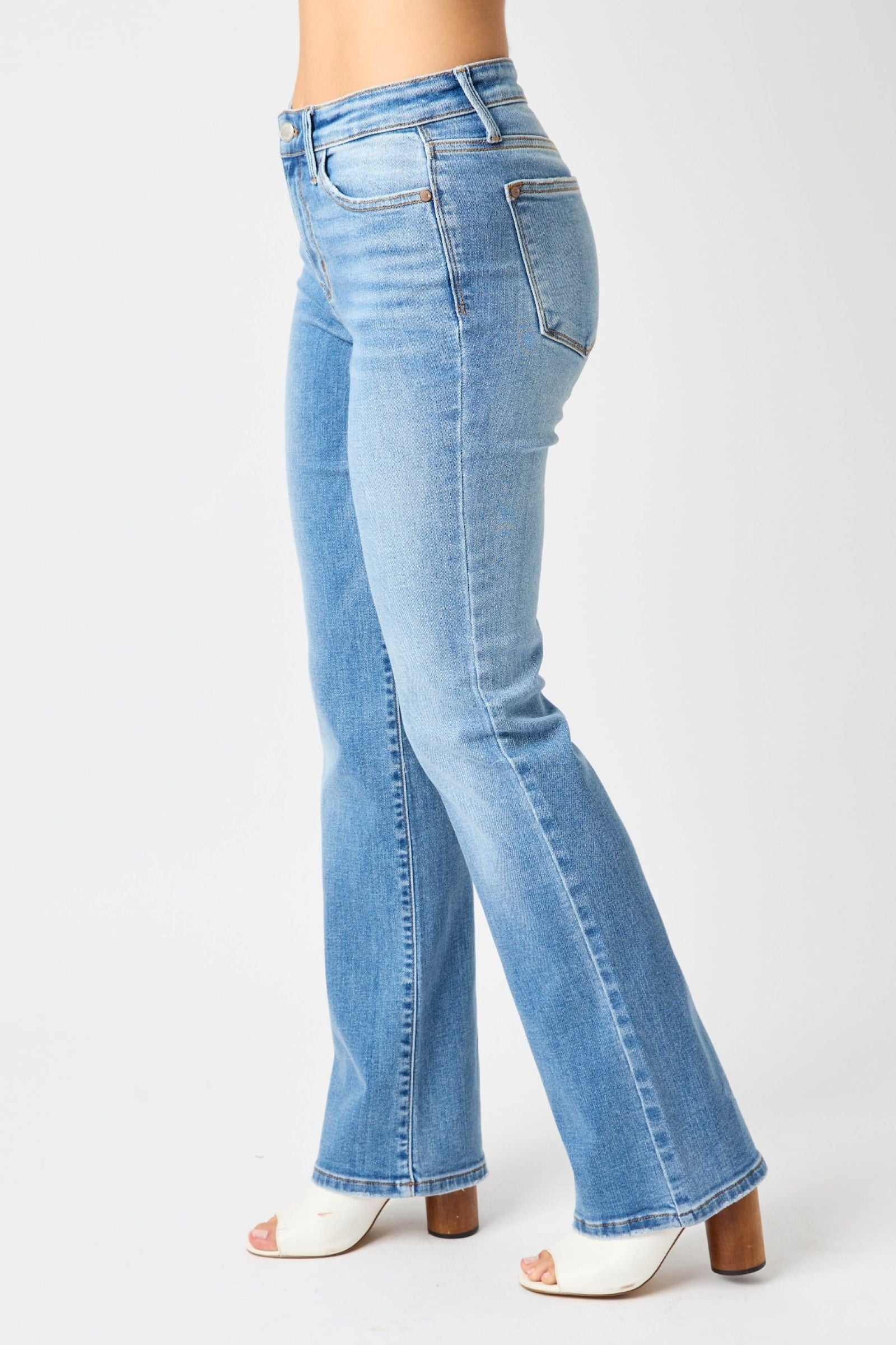 MID RISE VINTAGE BOOTCUT MEDIUM WASH JUDY BLUE DENIM-PLUS