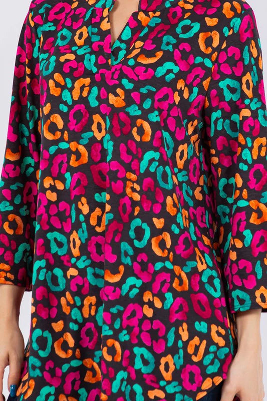 BLACK & NEON MULTI PRINT ANIMAL 3/4 SLEEVE TOP-PLUS