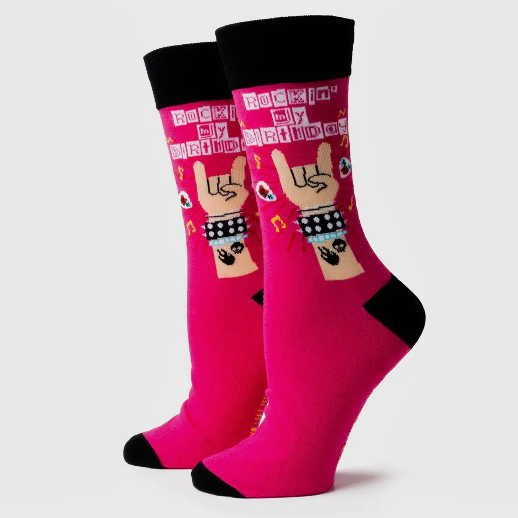 TWO LEFT FEET IT'S YO BIRTHDAY GIFT - CARD & SOCK SET