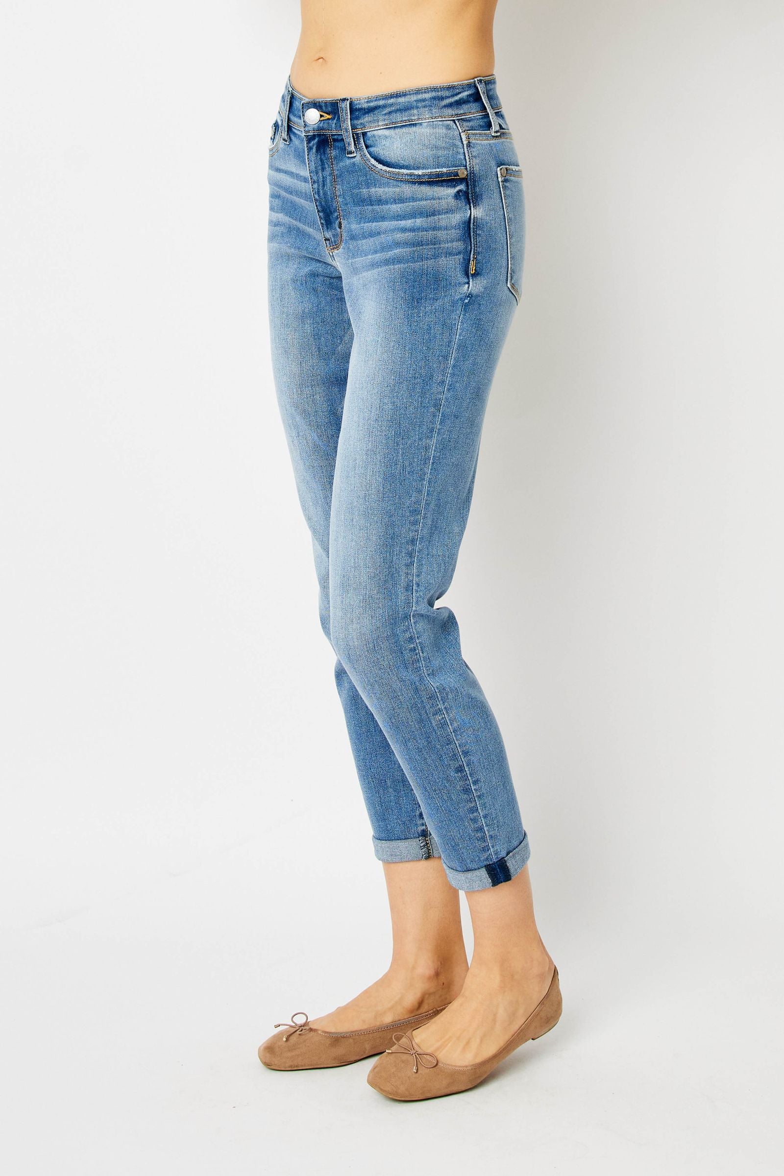MEDIUM WASH MIDRISE CUFFED SLIM JUDY BLUE DENIM-PLUS