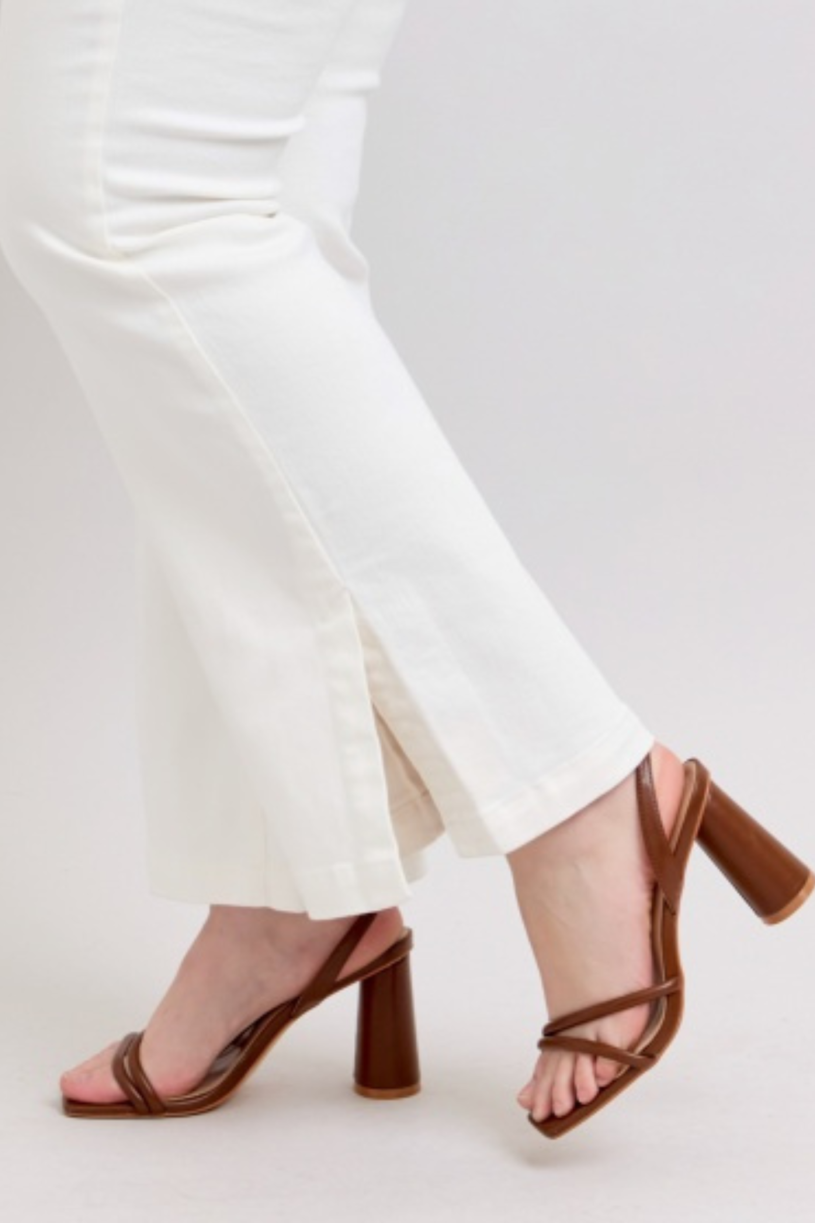 WHITE HIGH WAIST SIDE SLIT SLIM BOOT CUT JUDY BLUE DENIM-PLUS