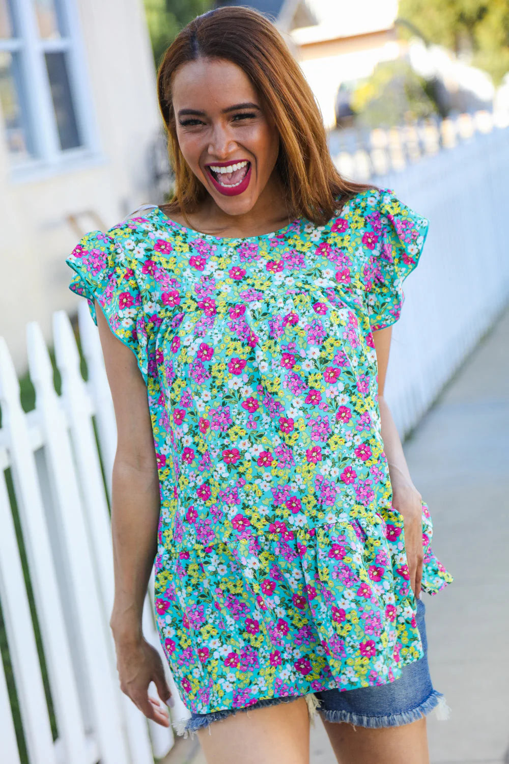 MINT FLORAL YOKE FLUTTER KEYHOLE BACK RUFFLE TOP