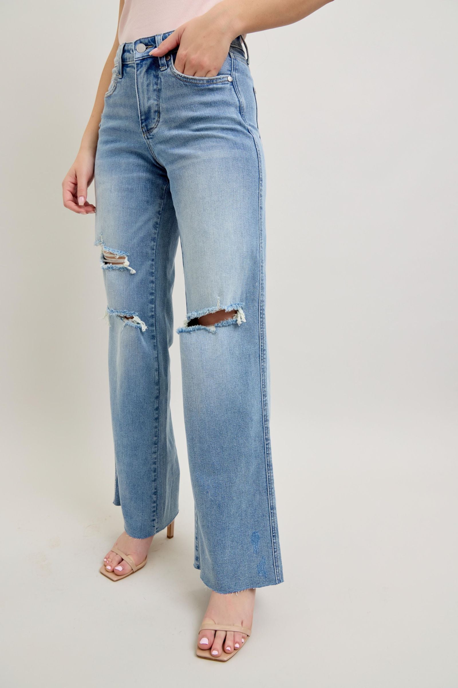 LIGHT WASH MID RISE TUMMY CONTROL DESTROYED WIDE LEG JUDY BLUE DENIM