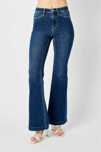 HIGH WAIST ANGLED SIDE SEAM DETAIL FLARE DENIM JUDY BLUE DARKWASH-PLUS