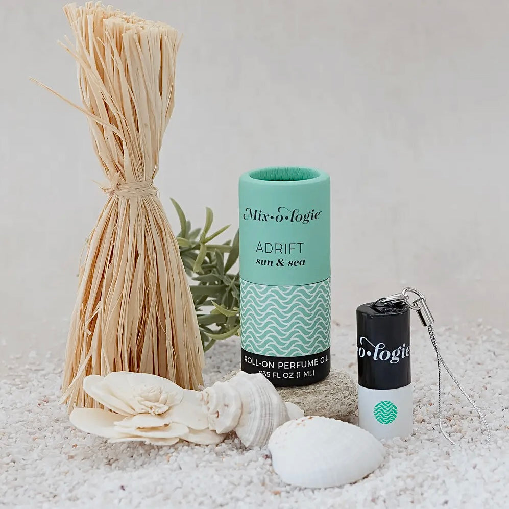 MIXOLOGIE MINI ROLL ON PERFUME KEYCHAIN