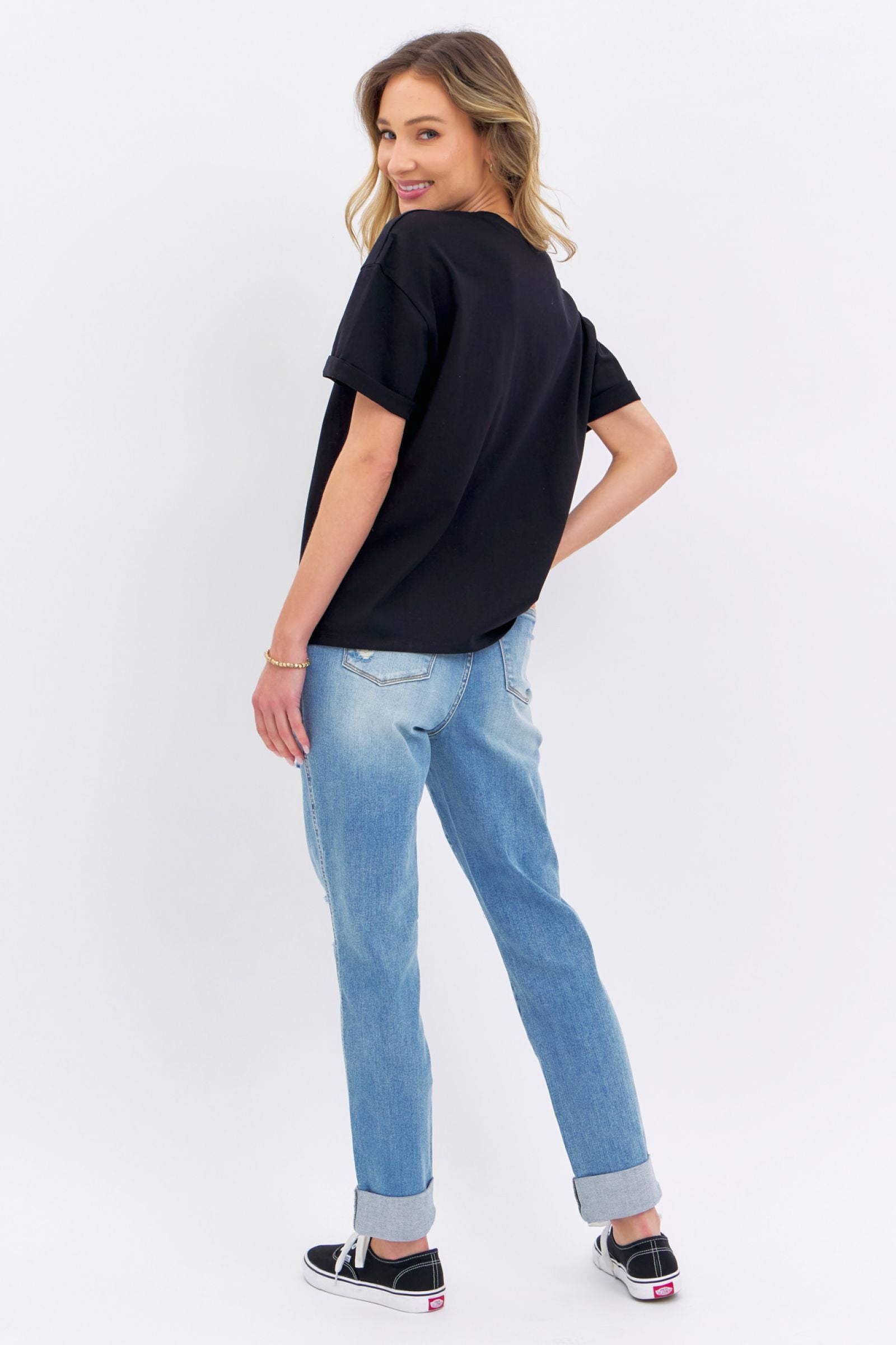 HIGH WAIST PATCH POCKET & DESTROYED BOYFRIEND MEDIUM WASH JUDY BLUE DENIM