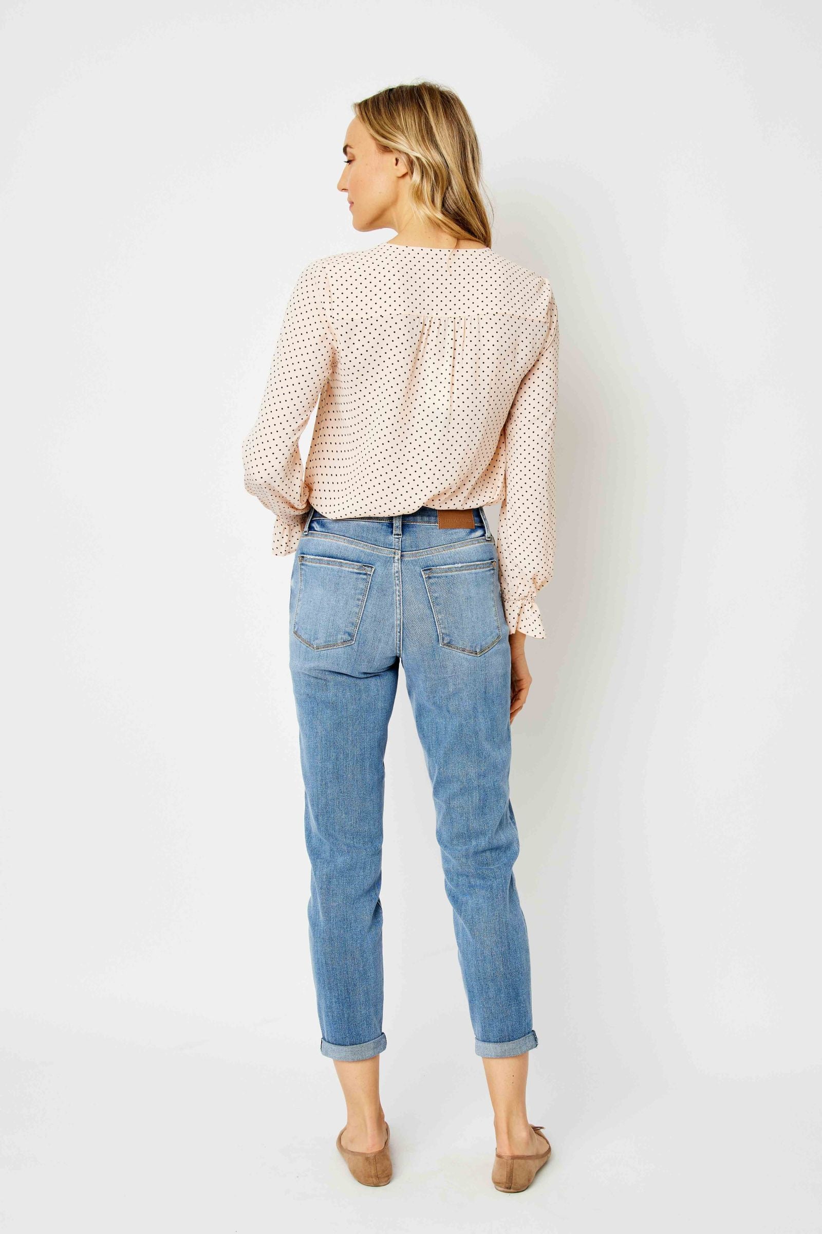 MEDIUM WASH MIDRISE CUFFED SLIM JUDY BLUE DENIM