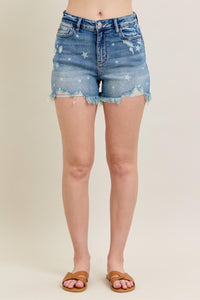 STAR PRINT DESTROYED CUT OFF DENIM SHORTS BY JUDY BLUE MEDIUM WASH HIGH WAIST-PLUS
