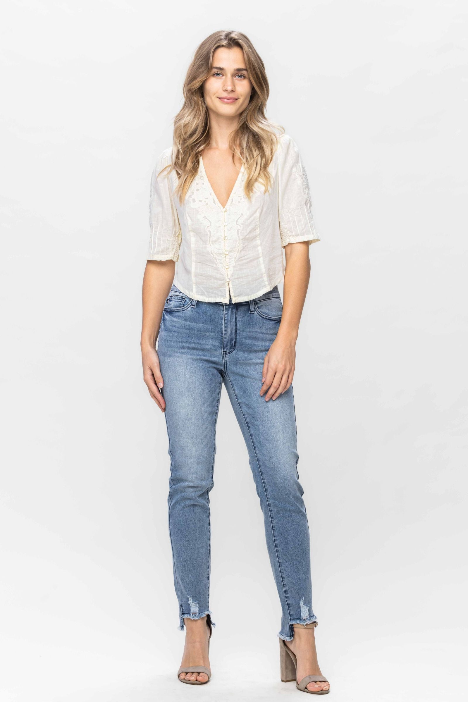 MEDIUM WASH MID RISE COOL DENIM SUSTAINABLE RELAXED JUDY BLUE DENIM