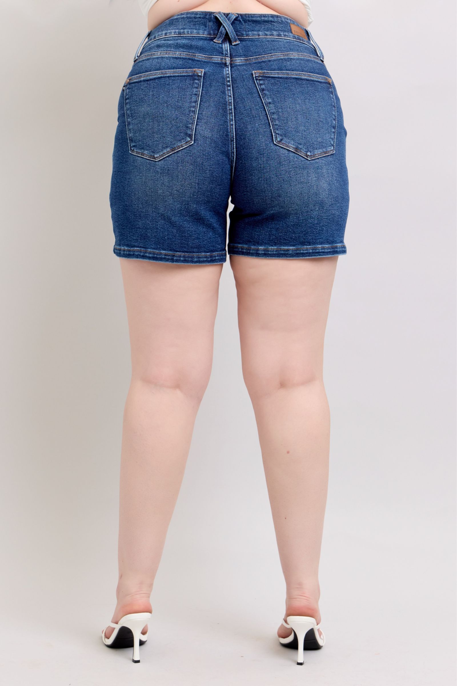 DARKWASH HIGH WAIST DOUBLE BUTTON WAISTBAND SHORTS JUDY BLUE DENIM-PLUS